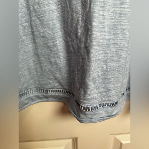 ALO Yoga Heather Blue Crop Tank - Picture 8 of 9